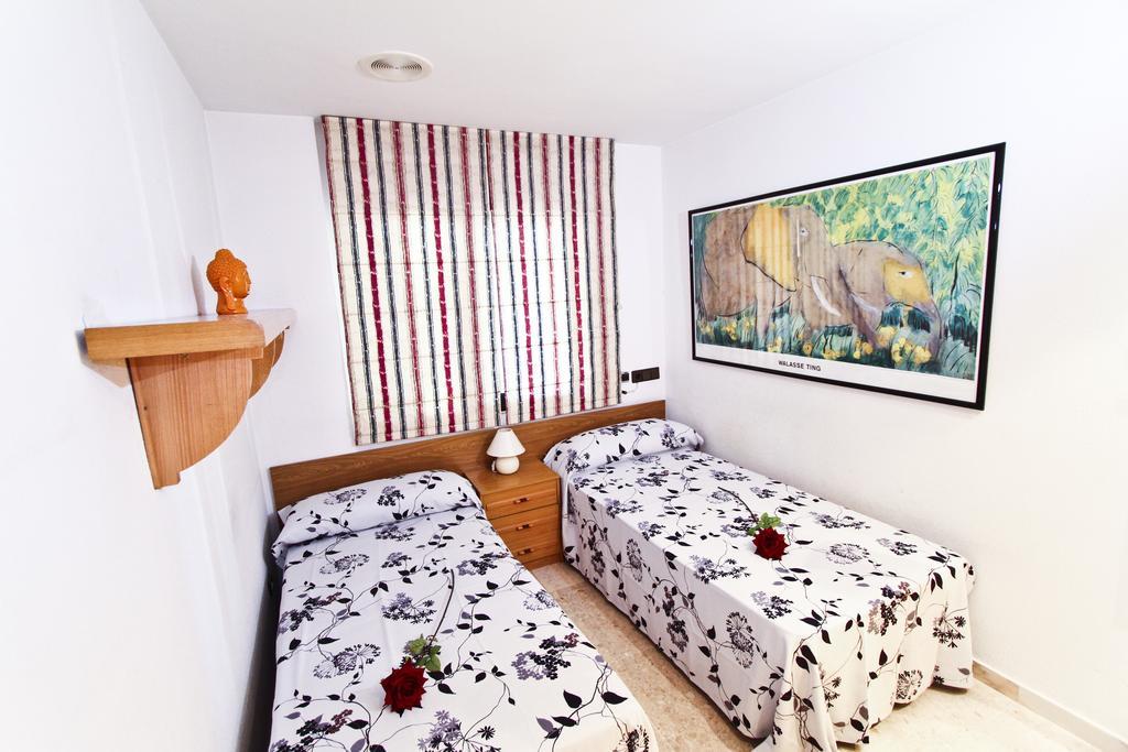 Eva Vendrell Planet Costa Dorada Apartment Салоу Стая снимка
